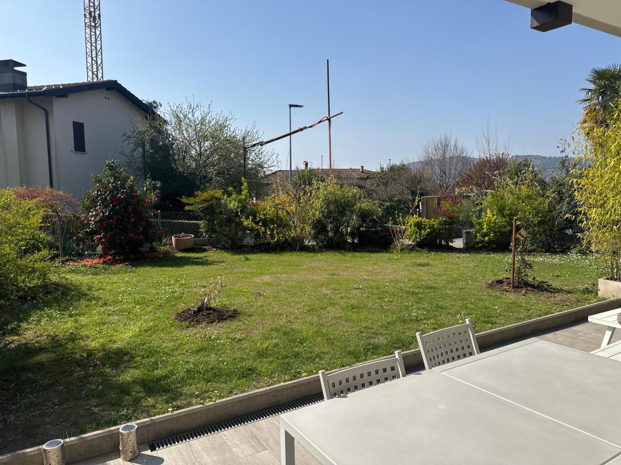 Ferienwohnung Gabi's Wolfühloase Balerna Exterior foto